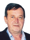 MOMIR NIKOLIĆ